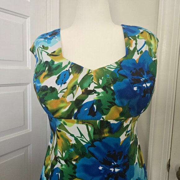 Ronni Nicole Slim Fitting Bust Accentuating Blue/Green Floral Summer Dress Sz 12 - Picture 2 of 10
